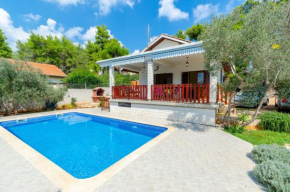 Family friendly house with a swimming pool Cove Gradina, Korcula - 19317
